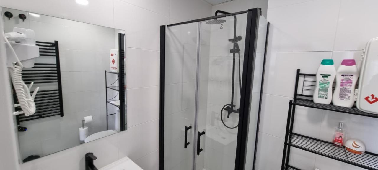 מדריד Apartamentos Tanez Santurce A מראה חיצוני תמונה
