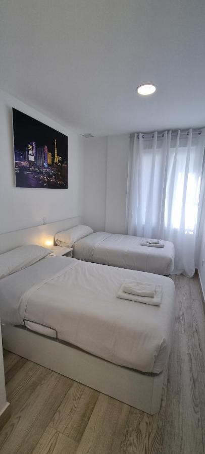 מדריד Apartamentos Tanez Santurce A מראה חיצוני תמונה