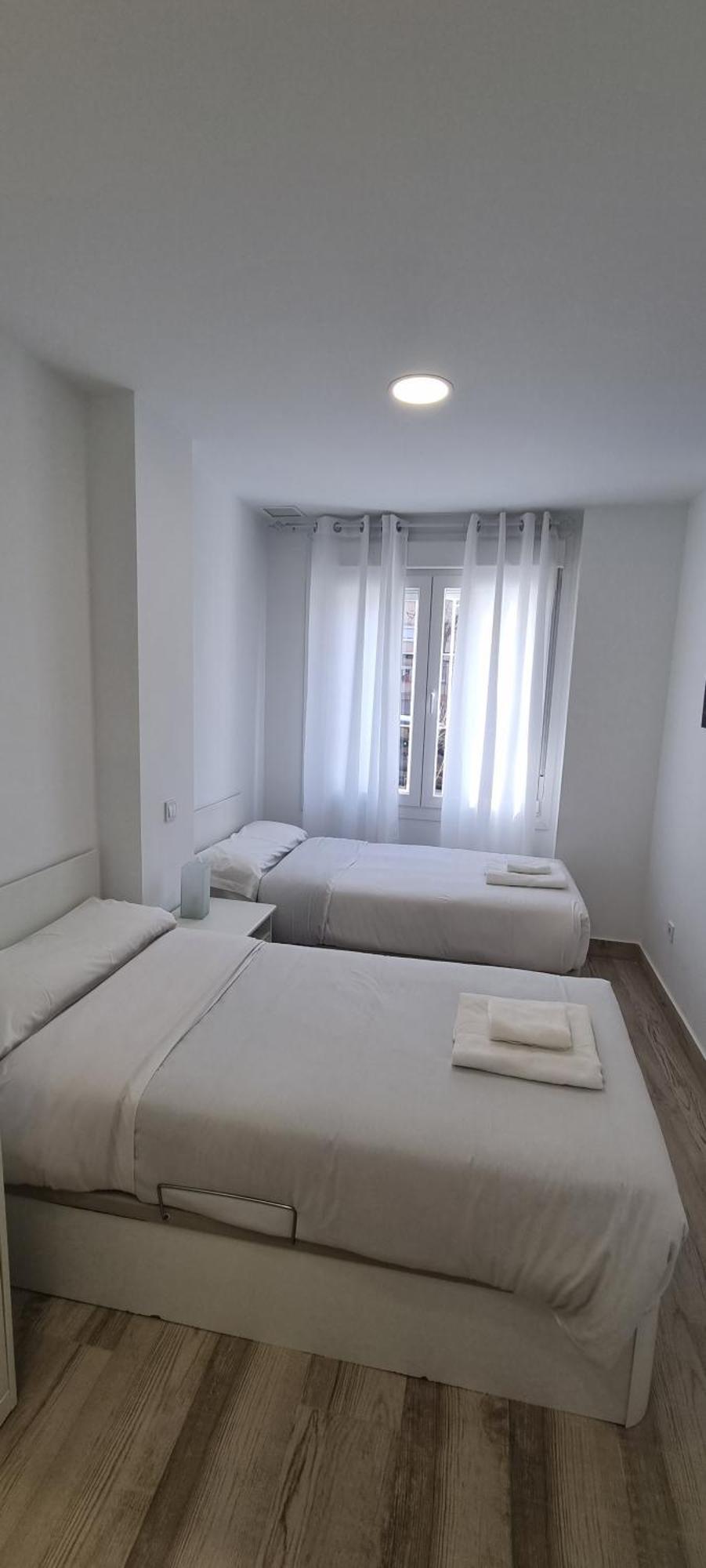 מדריד Apartamentos Tanez Santurce A מראה חיצוני תמונה