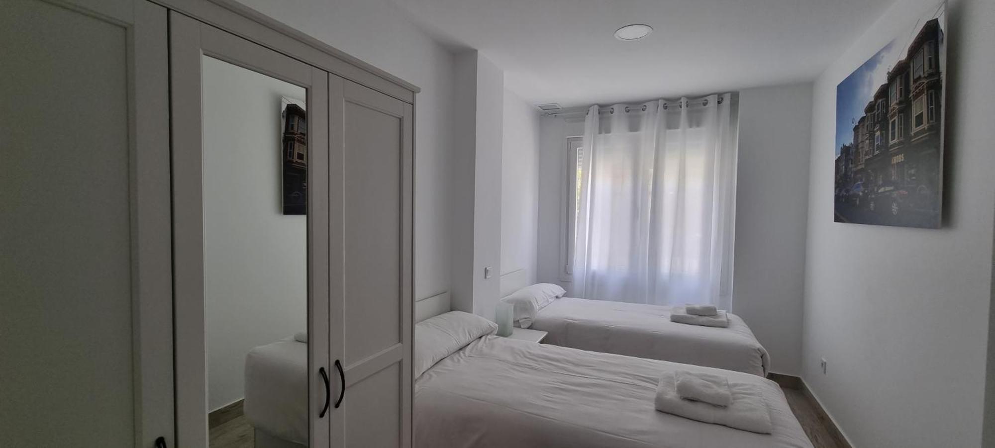 מדריד Apartamentos Tanez Santurce A מראה חיצוני תמונה